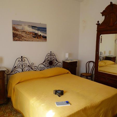Sardegna, Torre Grande, La Camera Chiara Q2749 Hotel Exterior photo